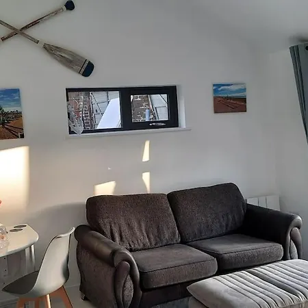 Sycamore Lodge Kent With Ev Zappi Type 2 Sellindge Экстерьер фото