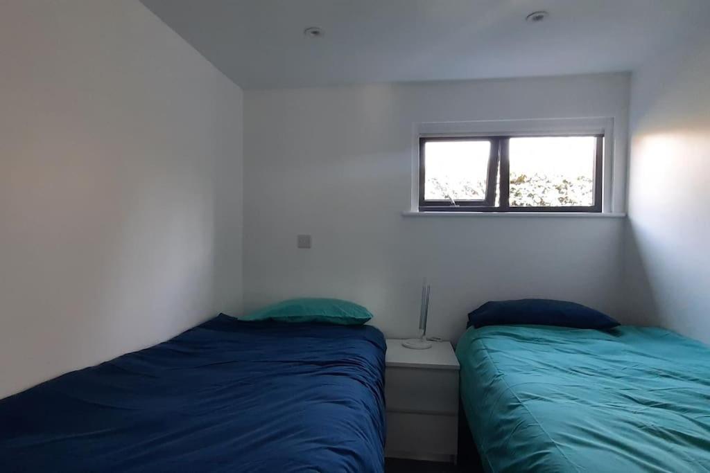 Sycamore Kent With Ev Zappi Type 2, Swimming Pool For A Fee * Sellindge